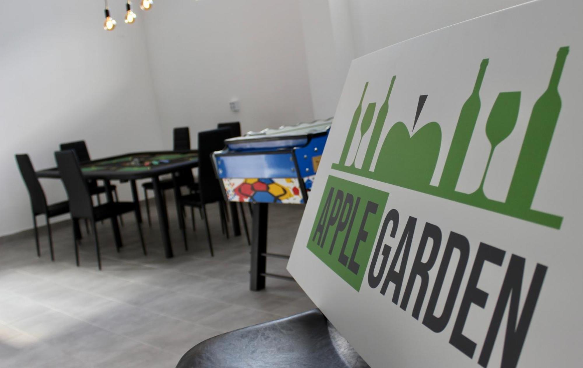 Вилла Applegarden Дебрецен Экстерьер фото